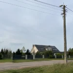 Słup energetyczny na działce - 7 rzeczy, które warto sprawdzić